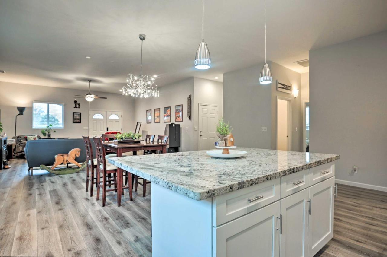 Stunning Clovis Home About 1 Mile To Old Town! Esterno foto